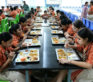Students Dining